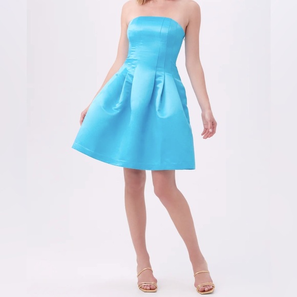 Trina Turk Nautilus Dress Size 6 Gulfstream Blue Wedding Formal Party Spring NWT - Picture 1 of 16
